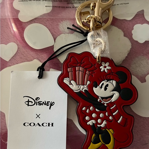 NWT DISNEY X COACH MINNIE MOUSE KEYCHAIN/BAG CHARM - Picture 3 of 5